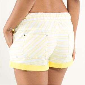 RARE- Lululemon Play All Day Shorts Twin
Stripe Sizzle